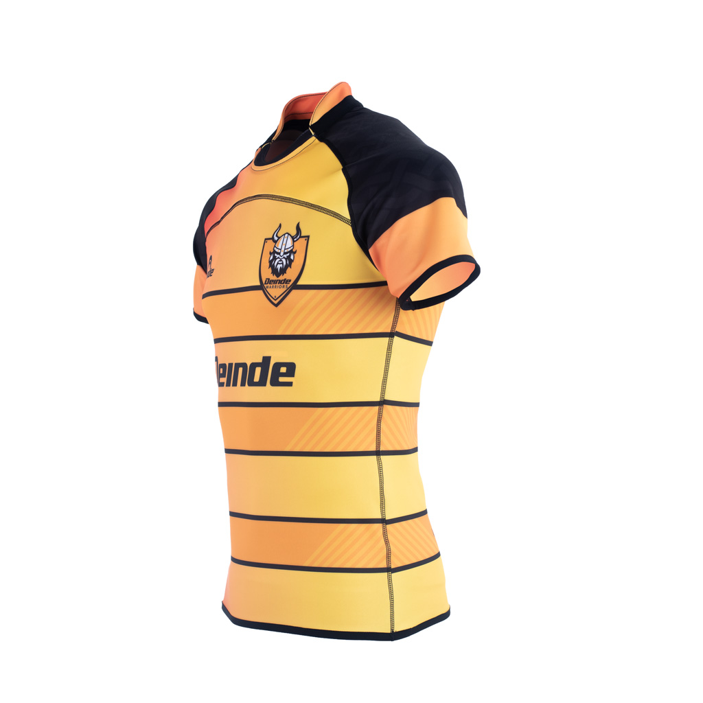 Modelo Camiseta Rugby DinD VivA Reversible