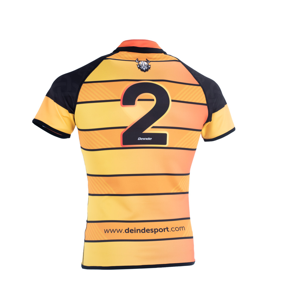 Modelo Camiseta Rugby DinD VivA Reversible