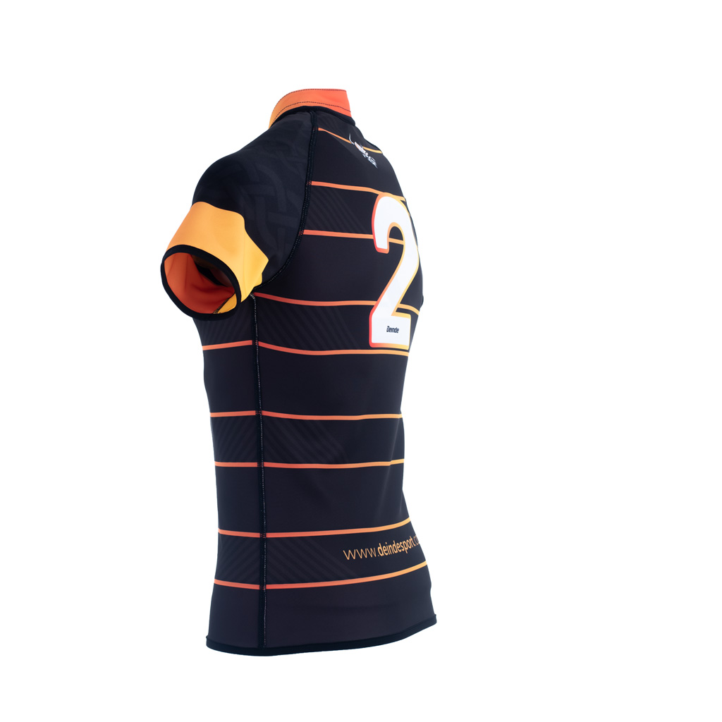 Modelo Camiseta Rugby DinD VivA Reversible