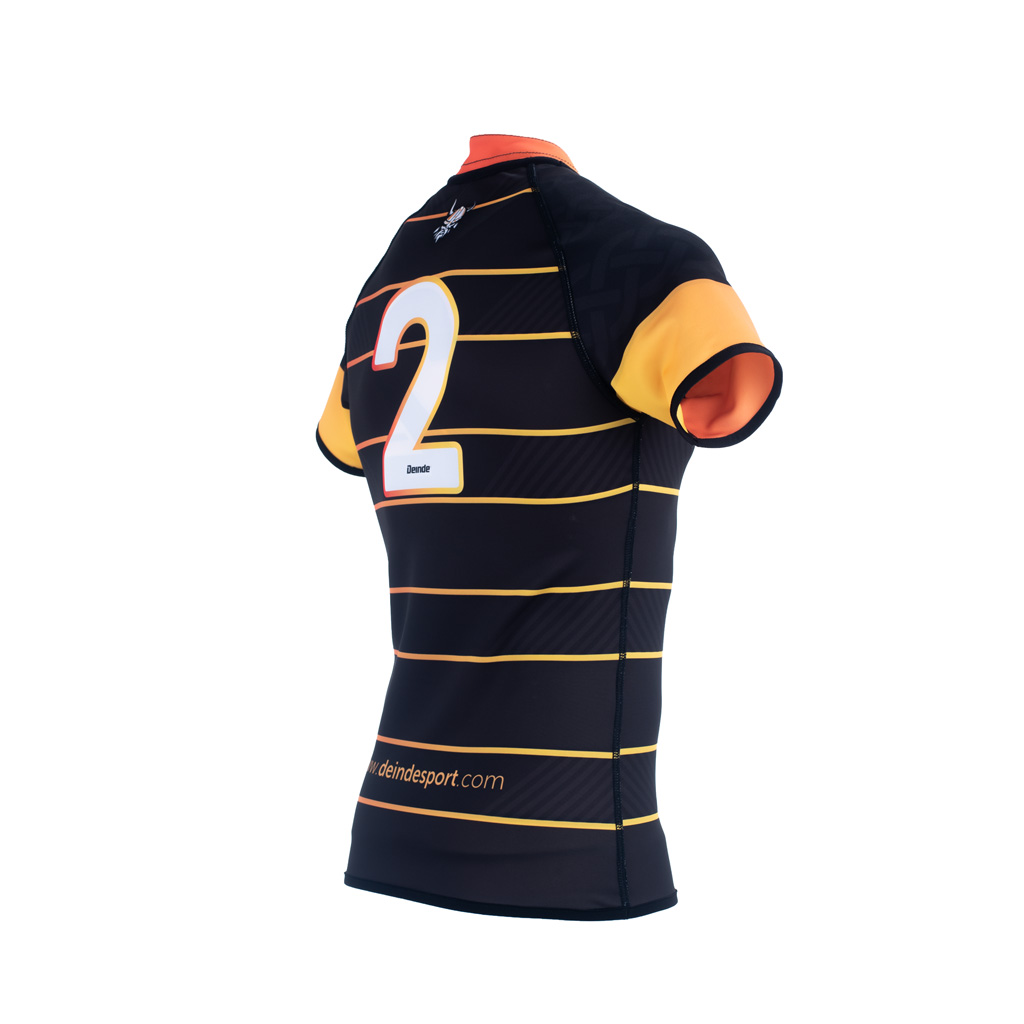 Modelo Camiseta Rugby DinD VivA Reversible